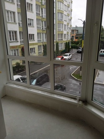 Продам з-кімнатну квартиру 101 м.кв по вул.Будівельників - фото 1