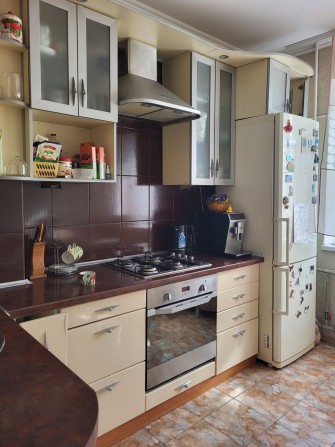 Продаж 4к квартири біля Атріуму - фото 1