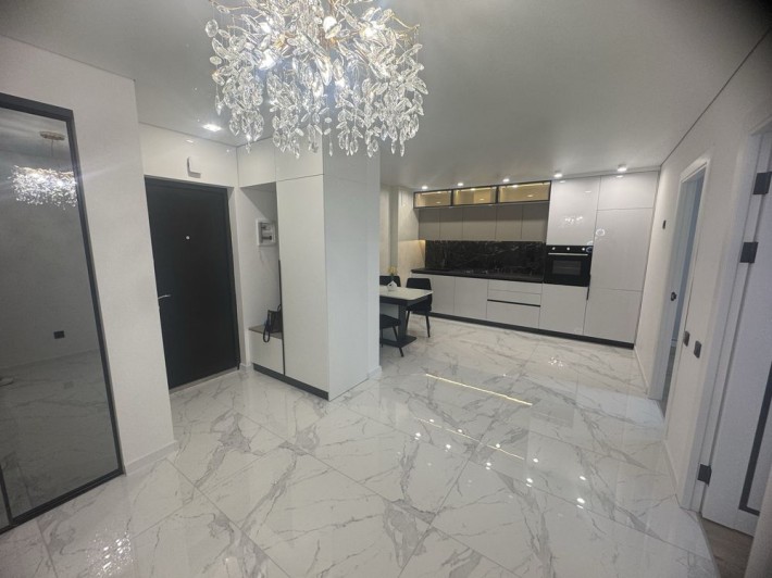 Продаж гарної 2-к квартири по вул.Київська 9 Д, райор Аляска - фото 1