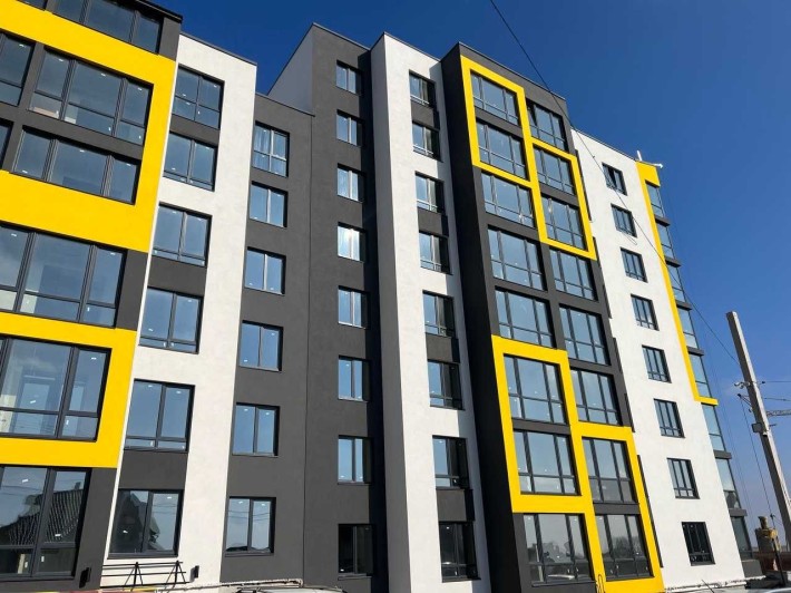 Продаж 3-кімнатної квартири в новобудові , район Бам - фото 1