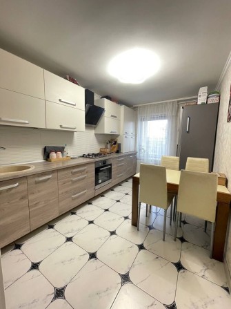 Продаж 2-кімнатної затишної квартири з меблями - фото 1