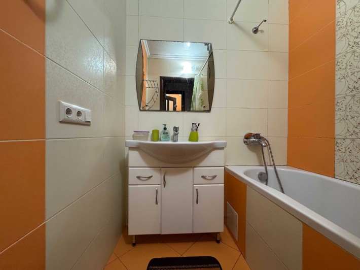 Продаж 3-кімнатної "чешки", вул. Героїв Майдану - фото 1