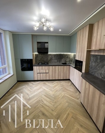 Продам трикімнатну квартиру біля річки в новобудові - фото 1
