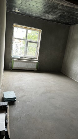 Продаж квартири в центрі - фото 1