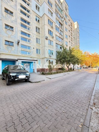 Продам 3к квартиру в Центре - фото 1