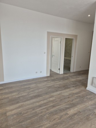 В історичному центрі міста 3х кім.квартира на 4му пов.пл.68м2 ,94100$ - фото 1
