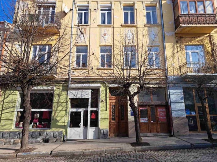 3 х кім квартира  в Центрі (вул. І. Франка) - фото 1