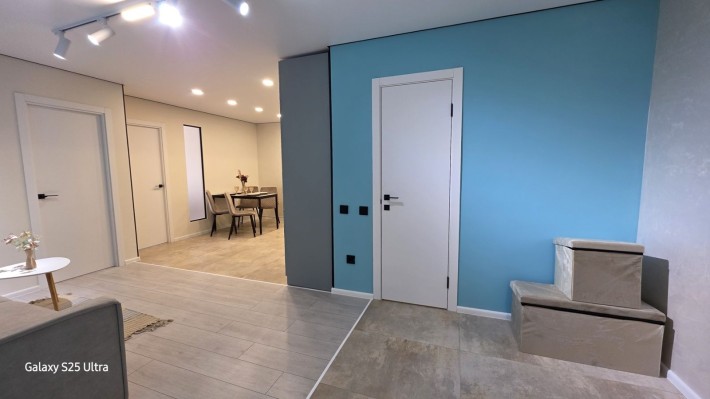 Продаж 2 кімнатної квартири по вул. Сахарова - фото 1