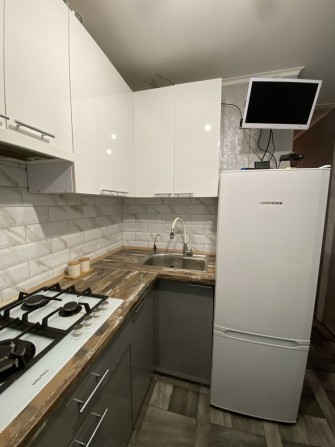 Продам 2х кім. з ремонтом 5/5 в центрі - фото 1