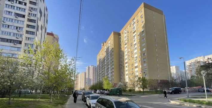 Продаж 1к квартири, Урлівська,16 9-й пов. Метро Позняки, Осокорки! - фото 1