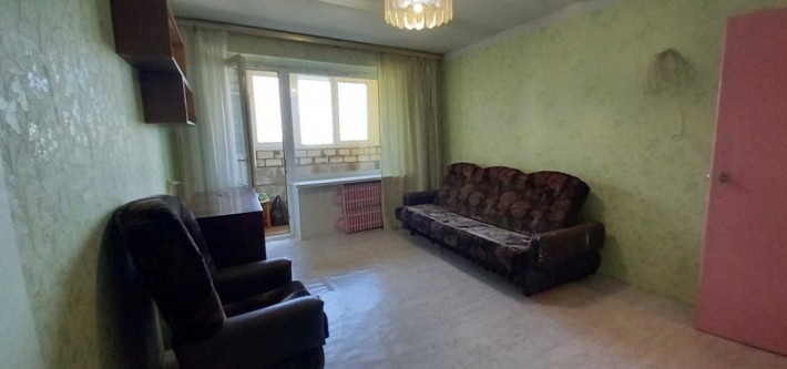 Продам БОЛЬШУЮ 1-ком., Тополь-2 (р-н Детской площадки) - фото 1