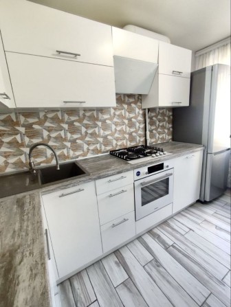 Продам 3к квартиру с ремонтом ул. Калиновая Образцова Софьи Ковалевско - фото 1