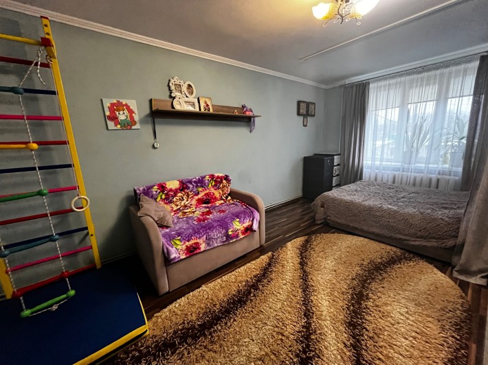 Продам 2 кімн. квартиру на Замості! Є Гараж! - фото 1
