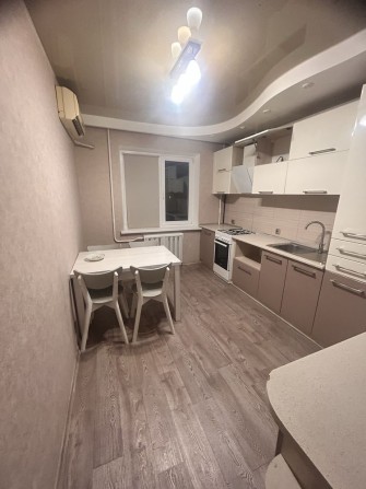 Продам 3-х кімнатну квартиру Робоча - фото 1