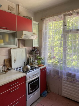 Продам 2 кімн квартиру . Вул В. Коваленка. - фото 1