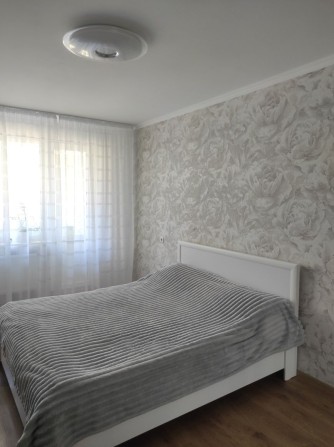 Продаж трьохкімнатної квартири з ремонтом - фото 1