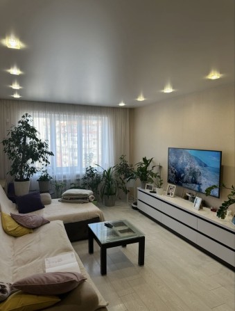 Продам 3-к квартиру  ж/м Сокол 2 - фото 1