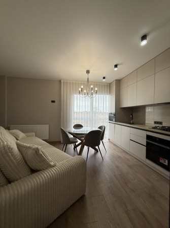 Продаж великої 1,5 квартири - фото 1