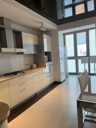 Продаж 2к квартири VIP класу в Центрі! - фото 1