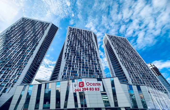 Продаж квартири ЖК Manhattan city, вигідна ціна, центр міста, метро. - фото 1