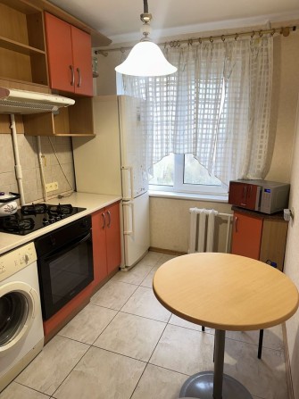 Продам 2х комнатную квартиру с ремонтом на ж/м Победа-2,3 - фото 1