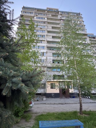 Продам 1 к квартиру с мебелью и техникой. Левый берег - фото 1