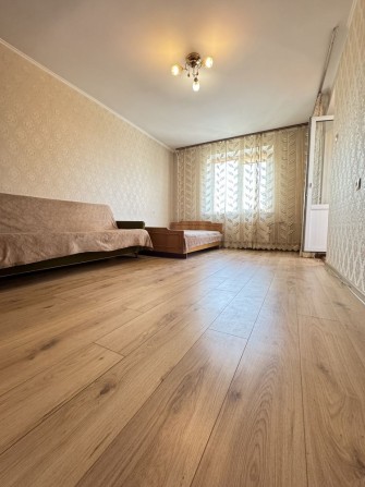 Продаж 1-но кімнатної квартири в центрі міста. СВІТЛО НЕ ВИМИКАЮТЬ - фото 1