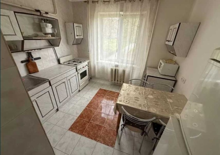 Продаж затишної 2 кімнатної квартири - фото 1