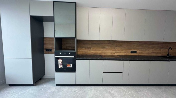 Продаж 2-кімнатної квартири з ремонтом у новобудові комфорт-класу - фото 1