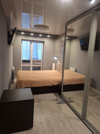 Терміново!Продам 3-кімнатну квартиру в центрі Черкас! - фото 1