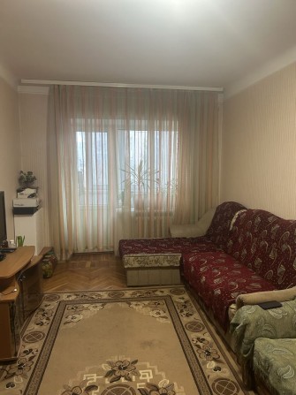 Продам 2 х кімнатну квартиру в центрі міста вулиця Шевченка - В. Берд - фото 1