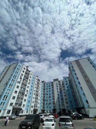 Двокімнатна квартира вул. Козацька 1/1, р-н. Митниця - фото 1