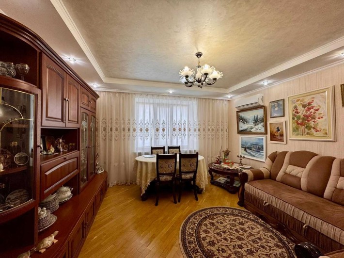 2-кімнатна квартира в молодому будинку на Покровській з А/О - фото 1