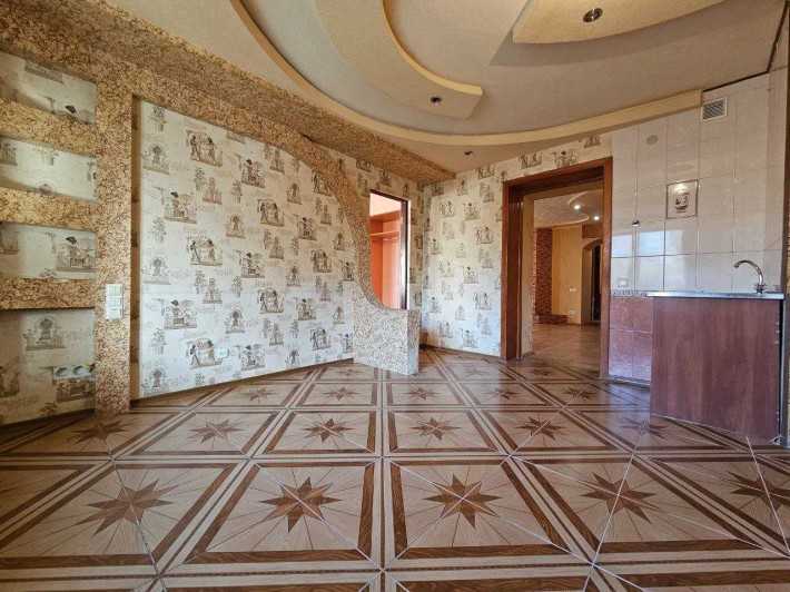 Срочно! Продам 3к квартиру, 91м2, кирпич, ж/м Приднепровский - фото 1