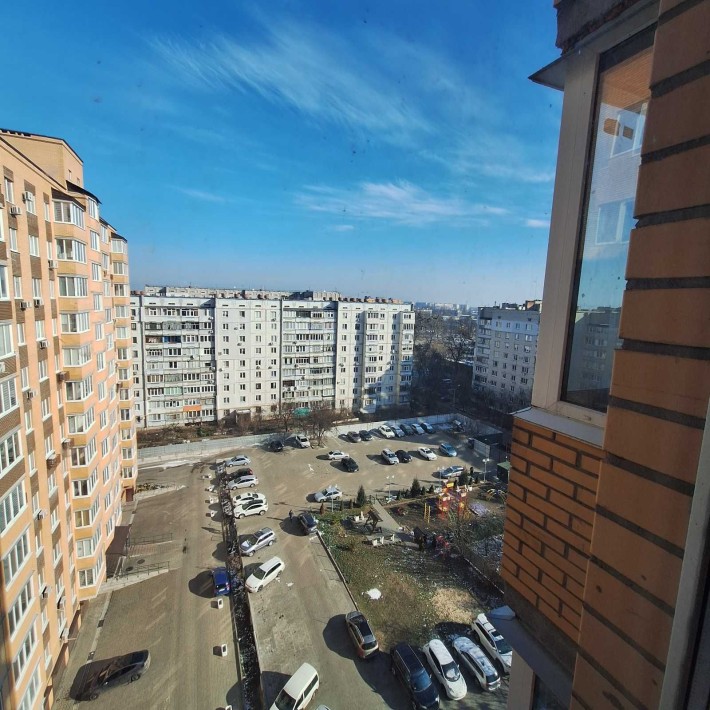 Терміновий продаж 1-ї квартири в новобудові - фото 1