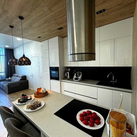 Продам 3х кімнатну квартиру ЖК Comfort City з власним басейном Центр - фото 1