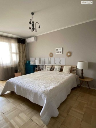 Продаж 3к квартири, пр-т Правди, 17б, Мостицький масив - фото 1