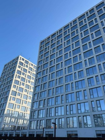 Продам видовую 3-4к квартиру в ЖК Вертикаль/Новобудова - фото 1
