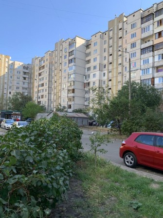 Двухкомнатная срочно продам - фото 1