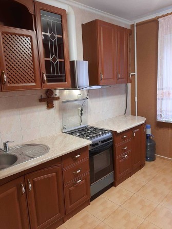 Продам 3-к квартиру на Победе, Б. Славы, Новогодняя - фото 1