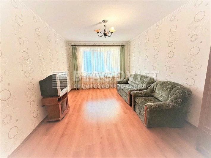Продаж 3 кімнатної квартири ,Деснянский р-н,вул.Рейгана 10 - фото 1