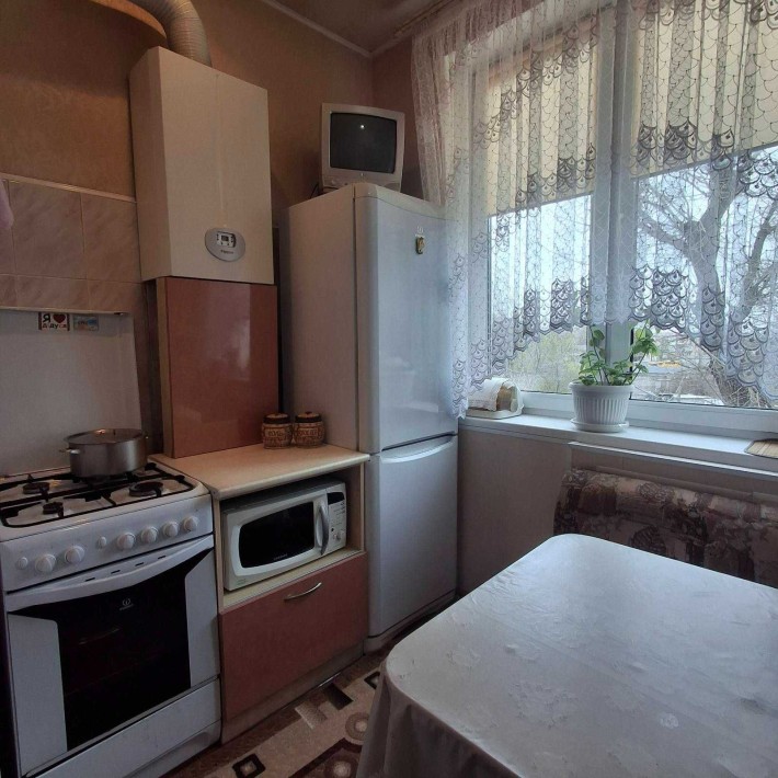 АВТОНОМКА! Новая большая  Продам 3х Мазепы Петровского Красный Камень - фото 1