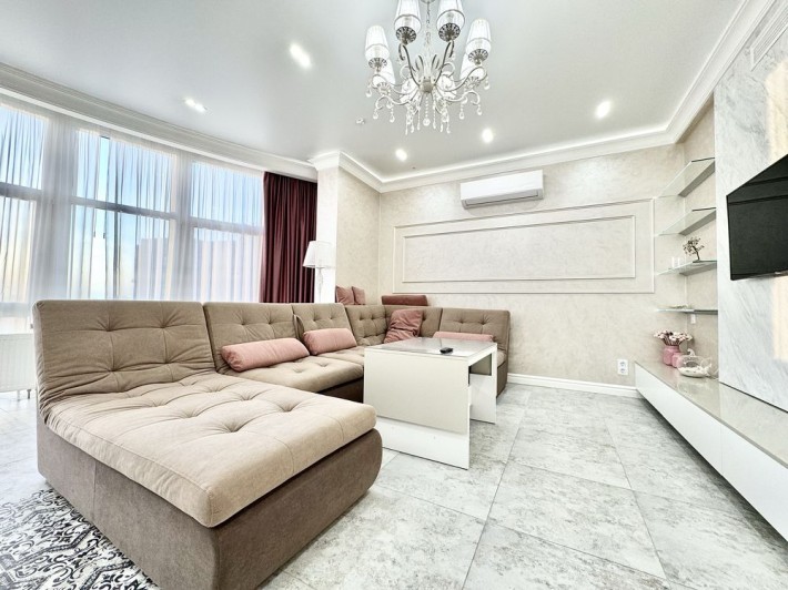 Квартира в новобудові з ремонтом, 5 кутів, Терентія Кореня 9 - фото 1