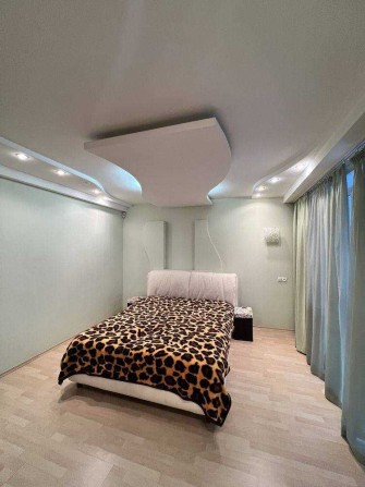 Продам 2 ком  с ремонтом ,ул. Академика Чекмарева  Нагорка - фото 1