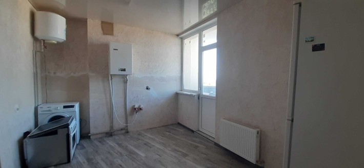 ПРОДАЖ Квартири в ЦЕНТРІ міста з Автономним опаленням, сучасний ремонт - фото 1