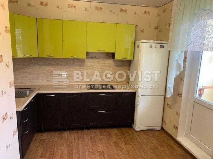 Продається квартира на Максимовича 7в - фото 1
