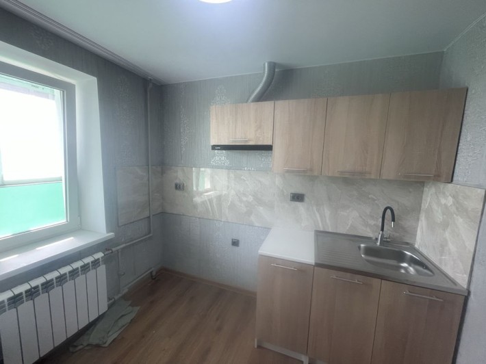 Продам 1 к Уральская, Национальной Гвардии - фото 1