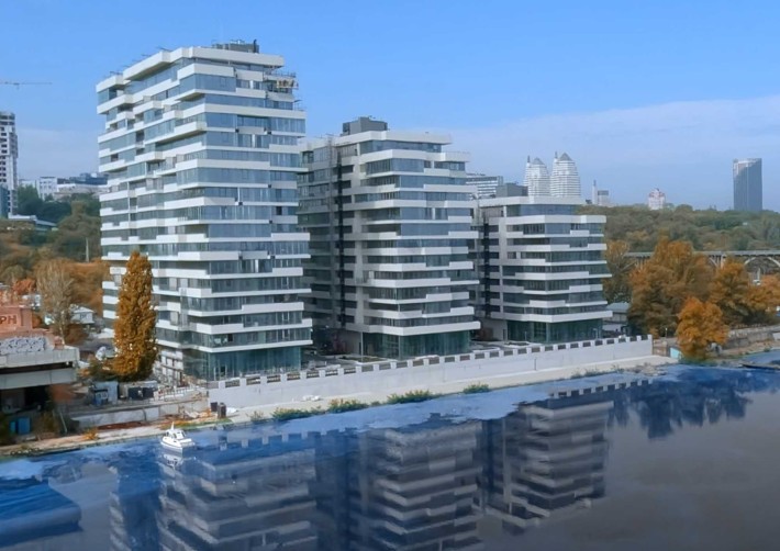 Апартаменти 54,48 кв.м на Набережній Дніпра - фото 1
