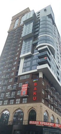 Продам 3-х комн. квартиру ( 78 м.кв. ) в ж/к Баку 950 $ = 1 кв.м. - фото 1