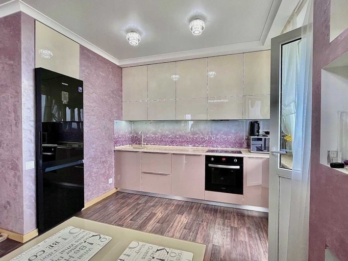 Продаж 3-кімнатної квартири в Новобудові з ремонтом (р-н Градецького) - фото 1